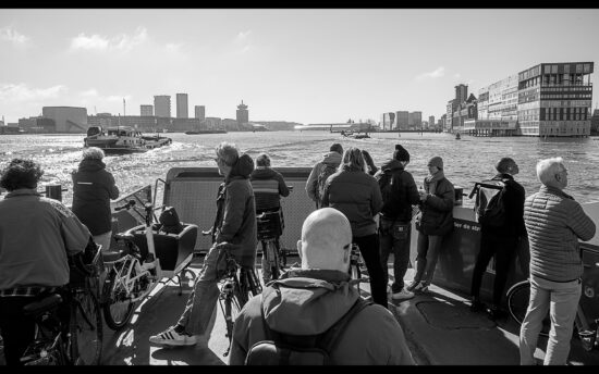 _DSC4189 Amsterdam IJpont van NDSM werf naar CS 01042025 zw 16 x 10 web 1920 x
