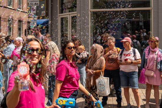 _DSC6695 Tilburg Roze Maandag 20072026 web 1920 x